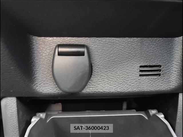 Mitsubishi DELICA MINI 2024-08 6675730-19