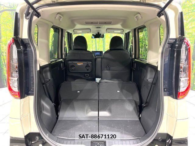 Mitsubishi DELICA MINI 2024-06 6814715-10