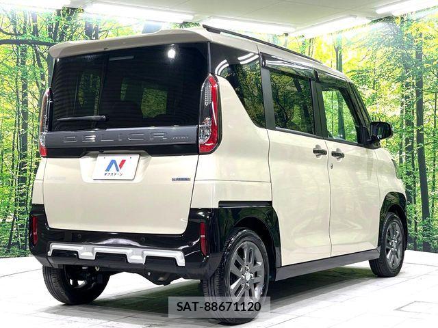Mitsubishi DELICA MINI 2024-06 6814715-17