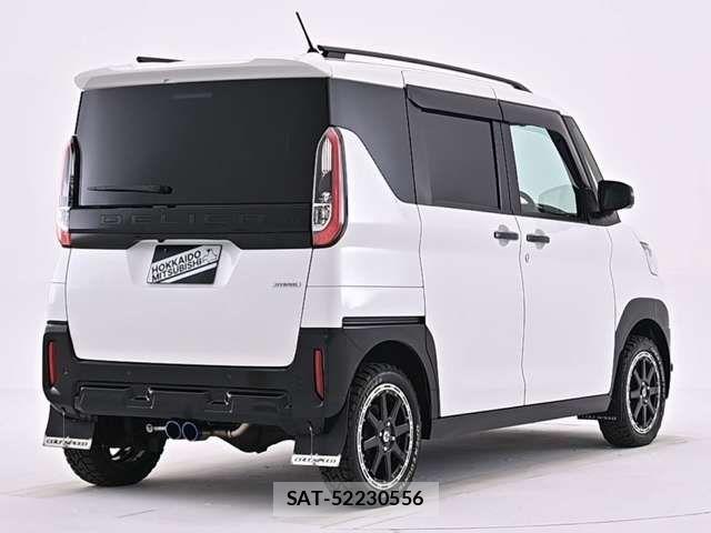 Mitsubishi DELICA MINI 2023-11 6904358-17
