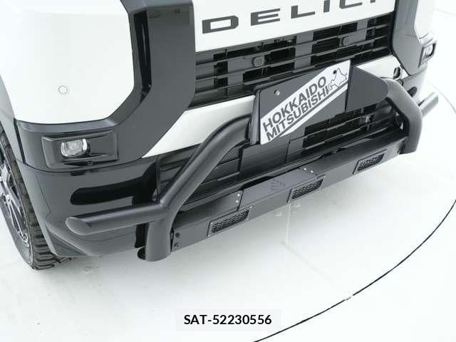 Mitsubishi DELICA MINI 2023-11 6904358-3