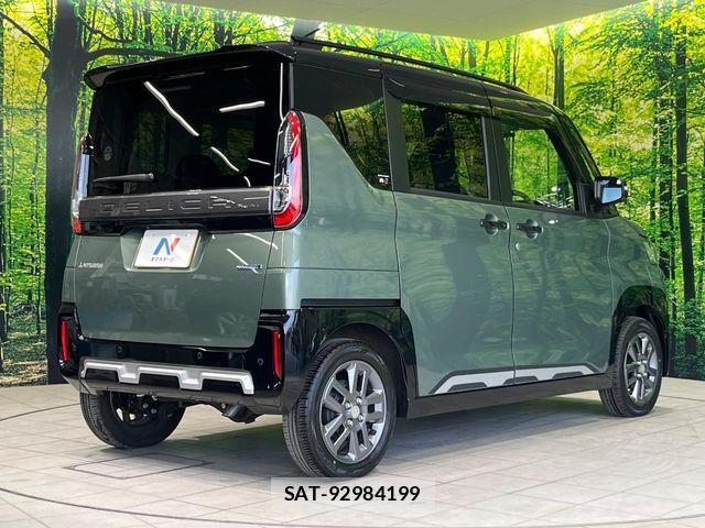Mitsubishi DELICA MINI 2023-10 6904361-16