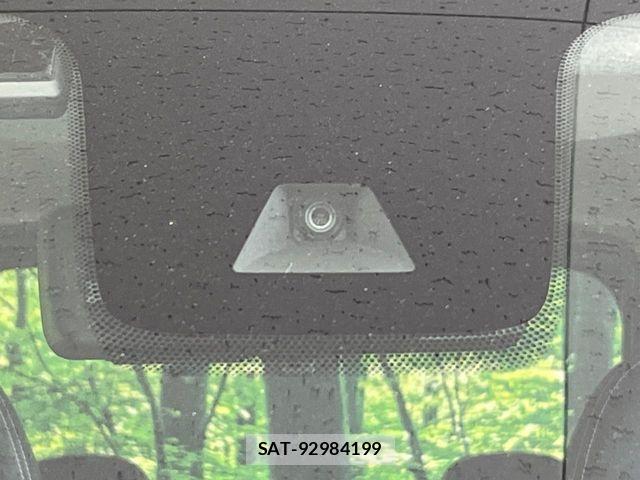 Mitsubishi DELICA MINI 2023-10 6904361-2