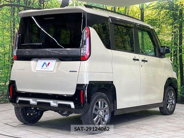 Mitsubishi DELICA MINI 2024-06 6993215-17
