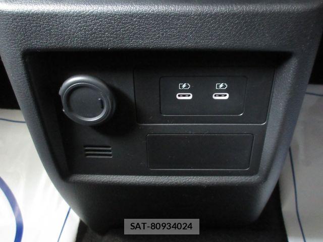 Mitsubishi DELICA MINI 2025-11 7217649-18