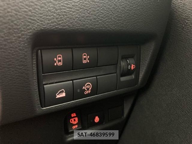 Mitsubishi DELICA MINI 2023-05 7217603-17