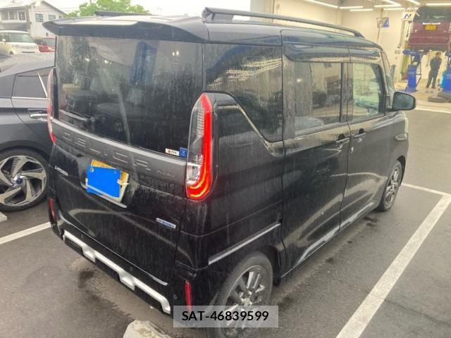 Mitsubishi DELICA MINI 2023-05 7217603-2