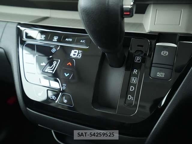 Mitsubishi DELICA MINI 2023-11 7217617-14