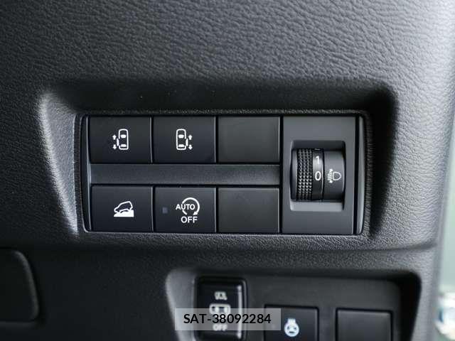 Mitsubishi DELICA MINI 2025-05 7217638-11