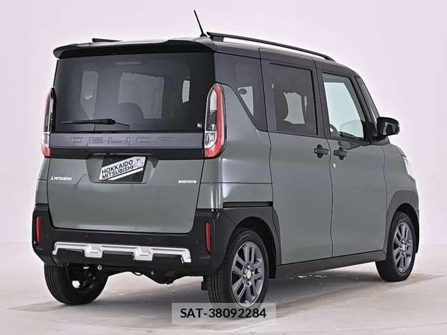 Mitsubishi DELICA MINI 2025-05 7217638-17