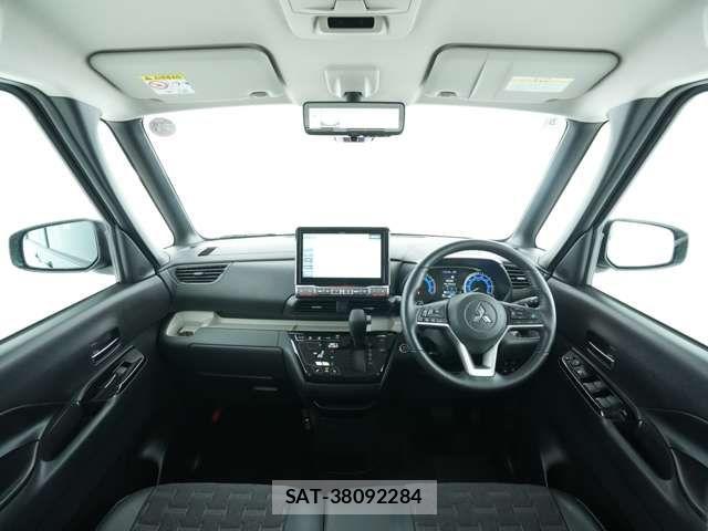 Mitsubishi DELICA MINI 2025-05 7217638-4
