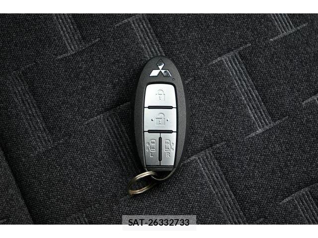Mitsubishi DELICA MINI 2023-05 7217607-27
