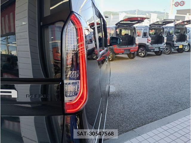 Mitsubishi DELICA MINI 2025-08 7217640-6