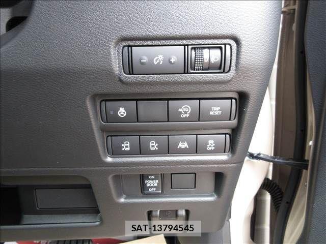 Mitsubishi DELICA MINI 2026-04 7271825-14