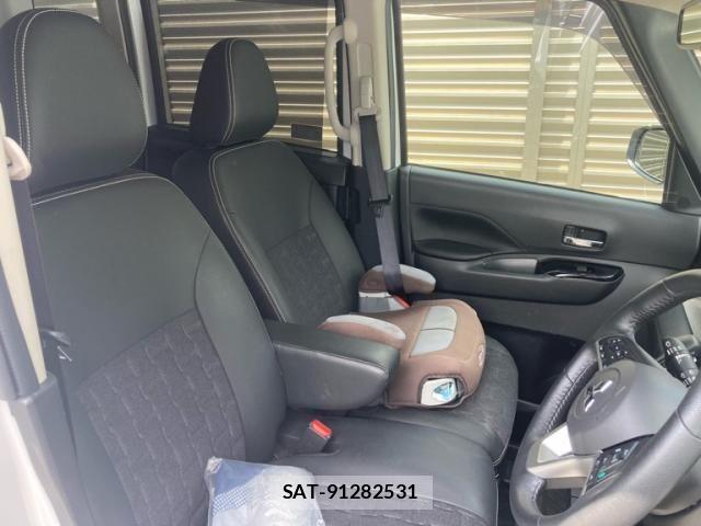 Mitsubishi DELICA MINI 2025-06 7326758-13