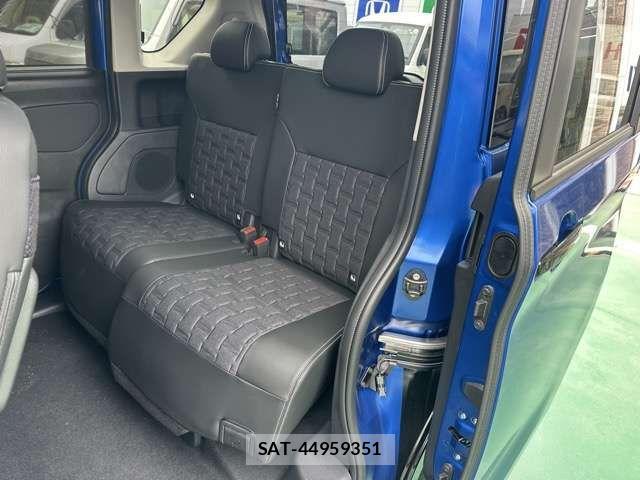 Mitsubishi DELICA MINI 2025-02 7326766-5