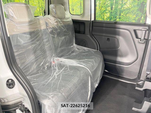 Mitsubishi DELICA MINI 2025-10 7326753-8