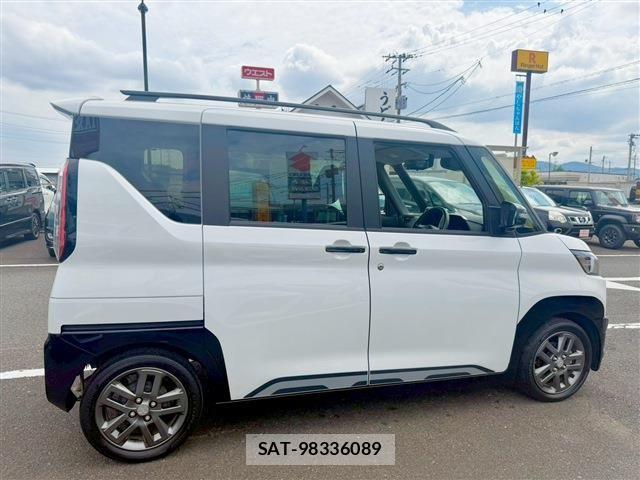 Mitsubishi DELICA MINI 2023-06 7326765-23