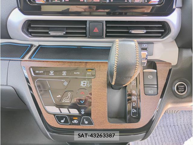 Mitsubishi DELICA MINI 2024-03 7326763-8