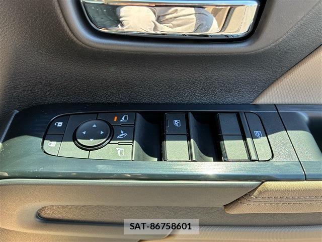 Mitsubishi DELICA MINI 2025-12 7454013-16