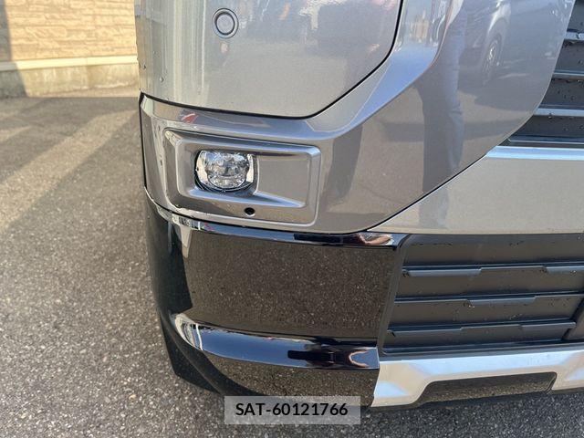 Mitsubishi DELICA MINI 2023-09 7454023-16