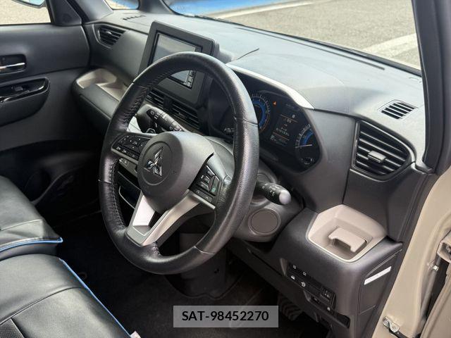 Mitsubishi DELICA MINI 2024-02 7500299-8