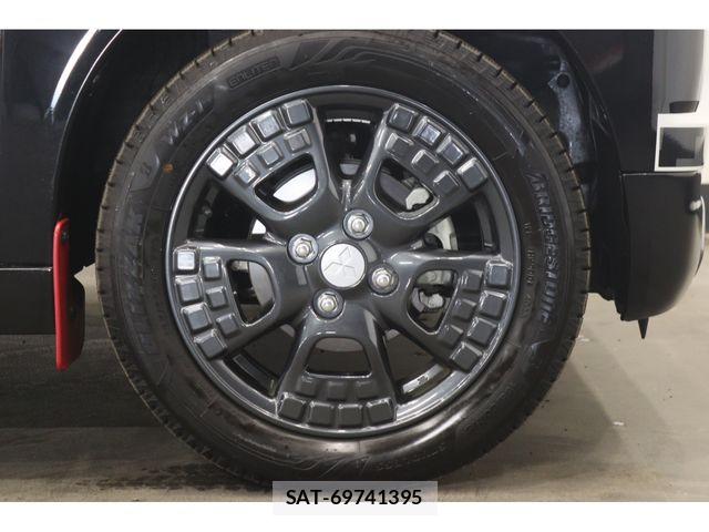 Mitsubishi DELICA MINI 2025-11 7722806-28