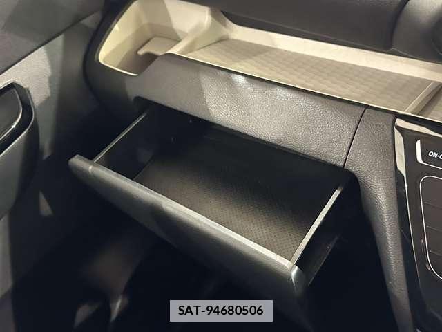 Mitsubishi DELICA MINI 2024-11 7722824-25