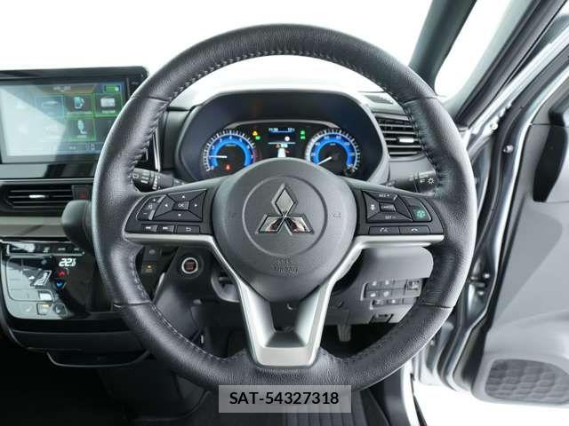 Mitsubishi DELICA MINI 2023-06 7722812-13
