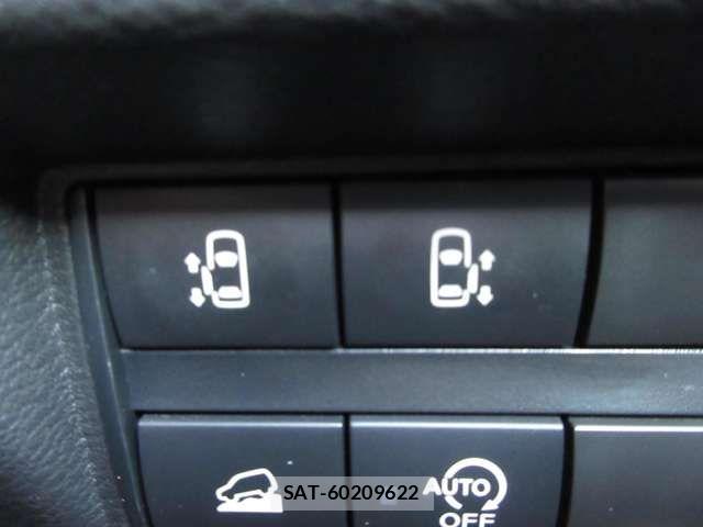 Mitsubishi DELICA MINI 2023-09 7876175-17