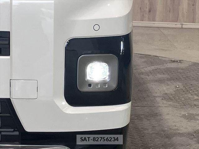 Mitsubishi DELICA MINI 2026-03 7961238-11