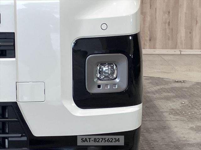 Mitsubishi DELICA MINI 2026-03 7961238-25