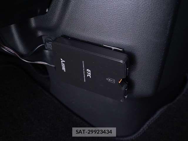 Mitsubishi DELICA MINI 2023-11 7979069-14