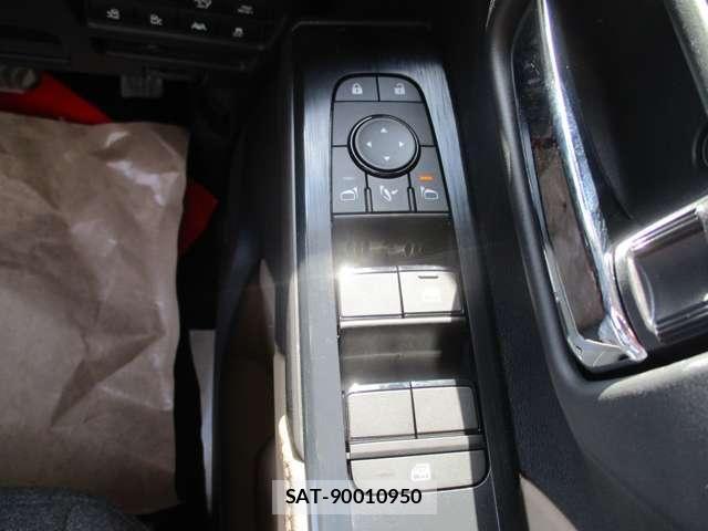 Mitsubishi DELICA MINI 2025-11 8035284-25