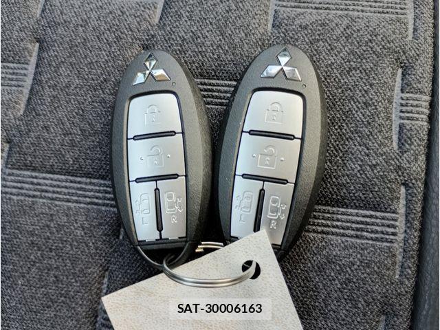 Mitsubishi DELICA MINI 2023-12 8035286-9