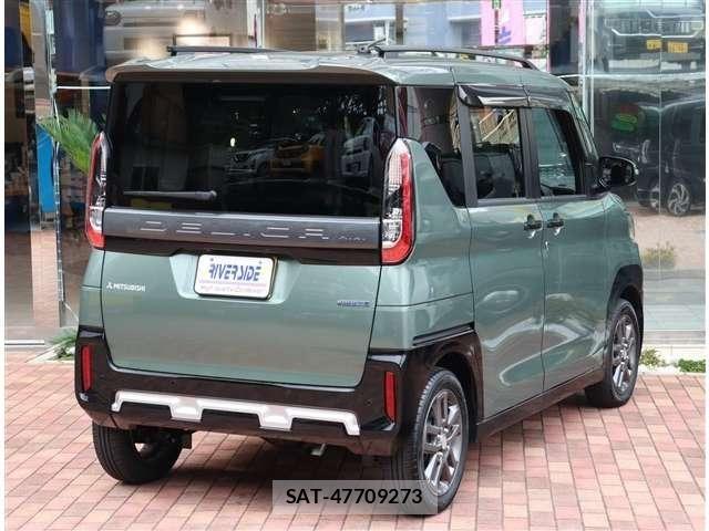 Mitsubishi DELICA MINI 2023-12 8035285-2