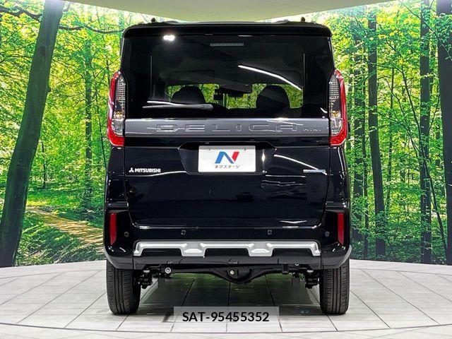 Mitsubishi DELICA MINI 2025-08 8073590-14