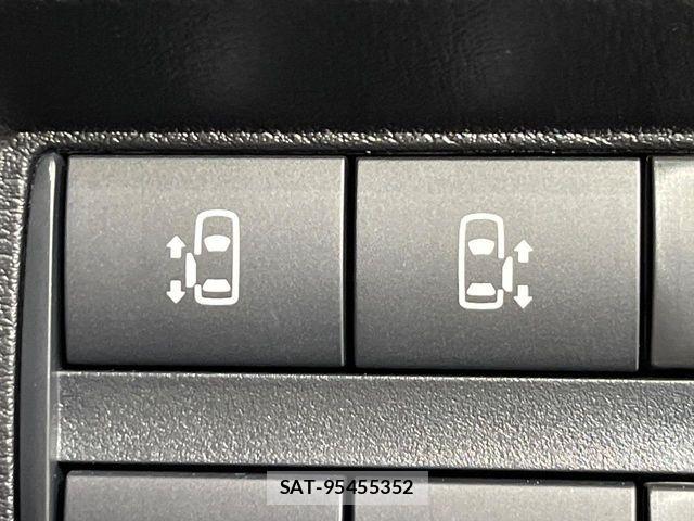 Mitsubishi DELICA MINI 2025-08 8073590-4