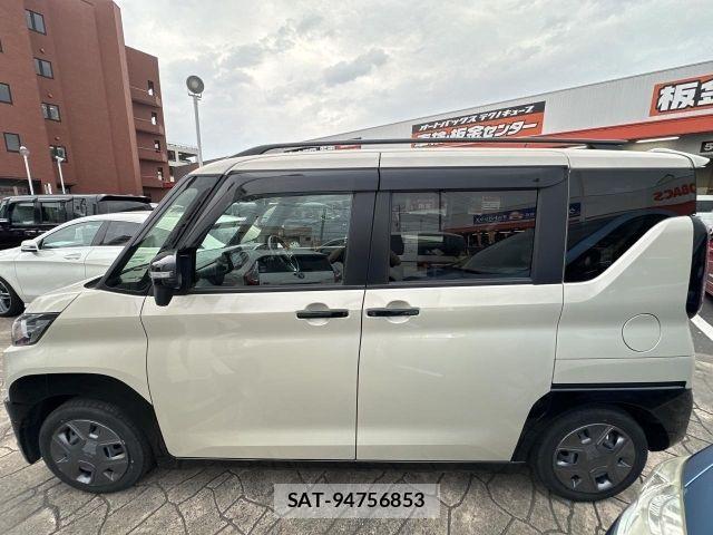 Mitsubishi DELICA MINI 2023-12 8073592-15
