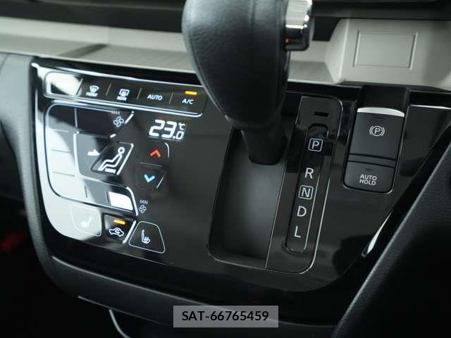 Mitsubishi DELICA MINI 2023-11 8098929-14