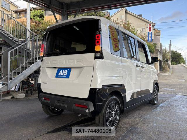 Mitsubishi DELICA MINI 2026-07 8098915-13