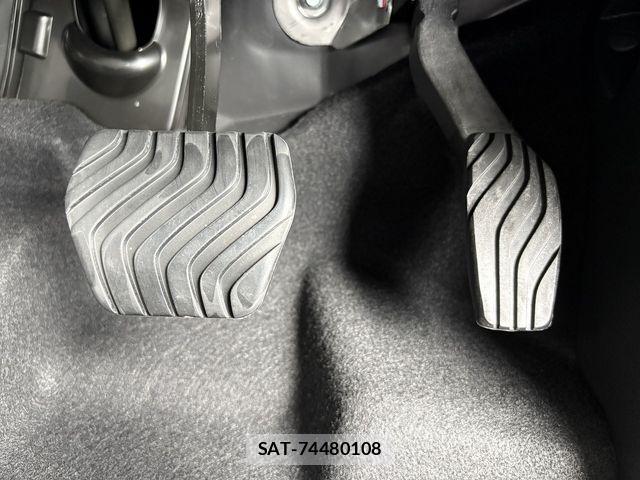 Mitsubishi DELICA MINI 2026-07 8098915-18