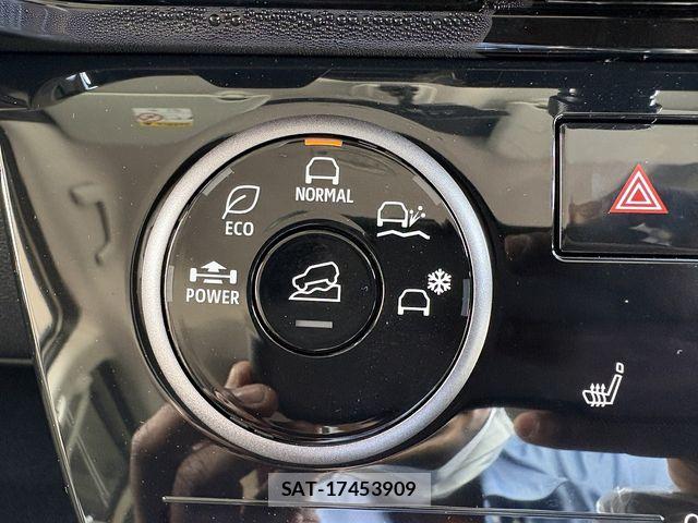 Mitsubishi DELICA MINI 2026-06 8098916-18