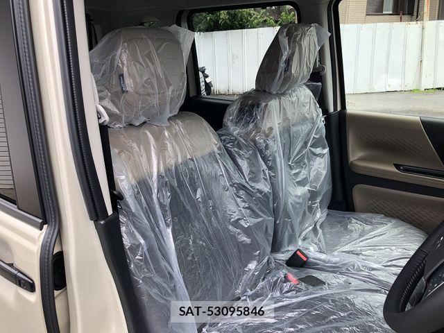 Mitsubishi DELICA MINI 2026-07 8207322-13