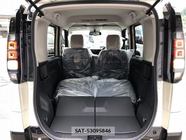 Mitsubishi DELICA MINI 2026-07 8207322-17
