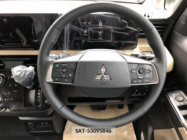 Mitsubishi DELICA MINI 2026-07 8207322-18