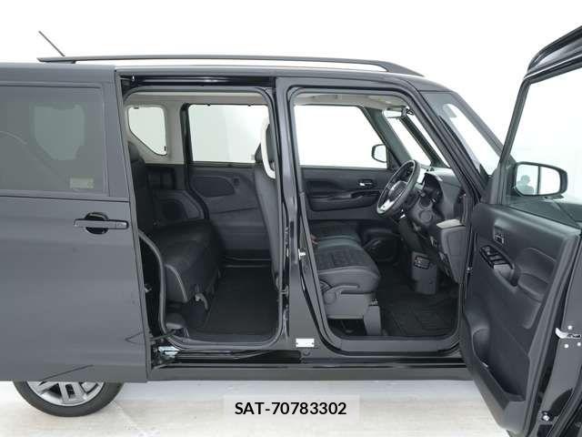 Mitsubishi DELICA MINI 2025-03 8207323-19
