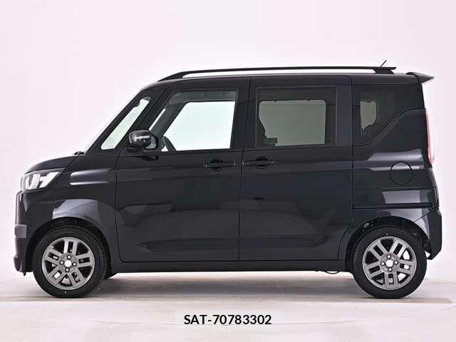 Mitsubishi DELICA MINI 2025-03 8207323-2