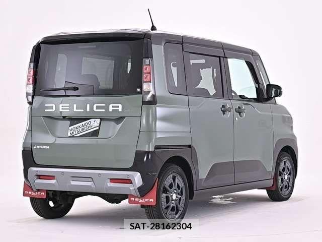 Mitsubishi DELICA MINI 2026-01 8207319-17