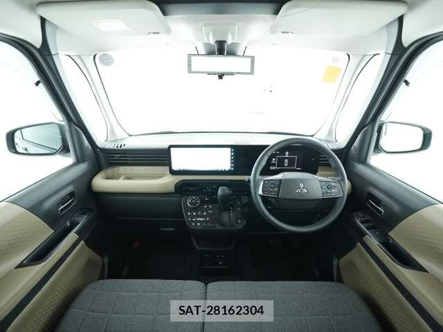 Mitsubishi DELICA MINI 2026-01 8207319-4